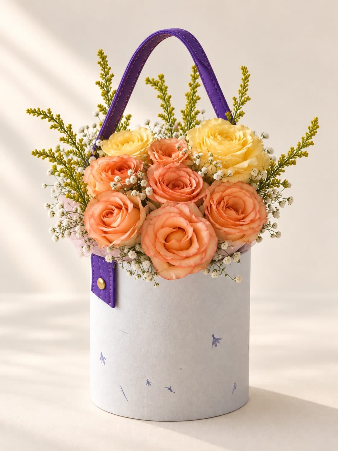 The Keepsake Hatbox — Festive Gold